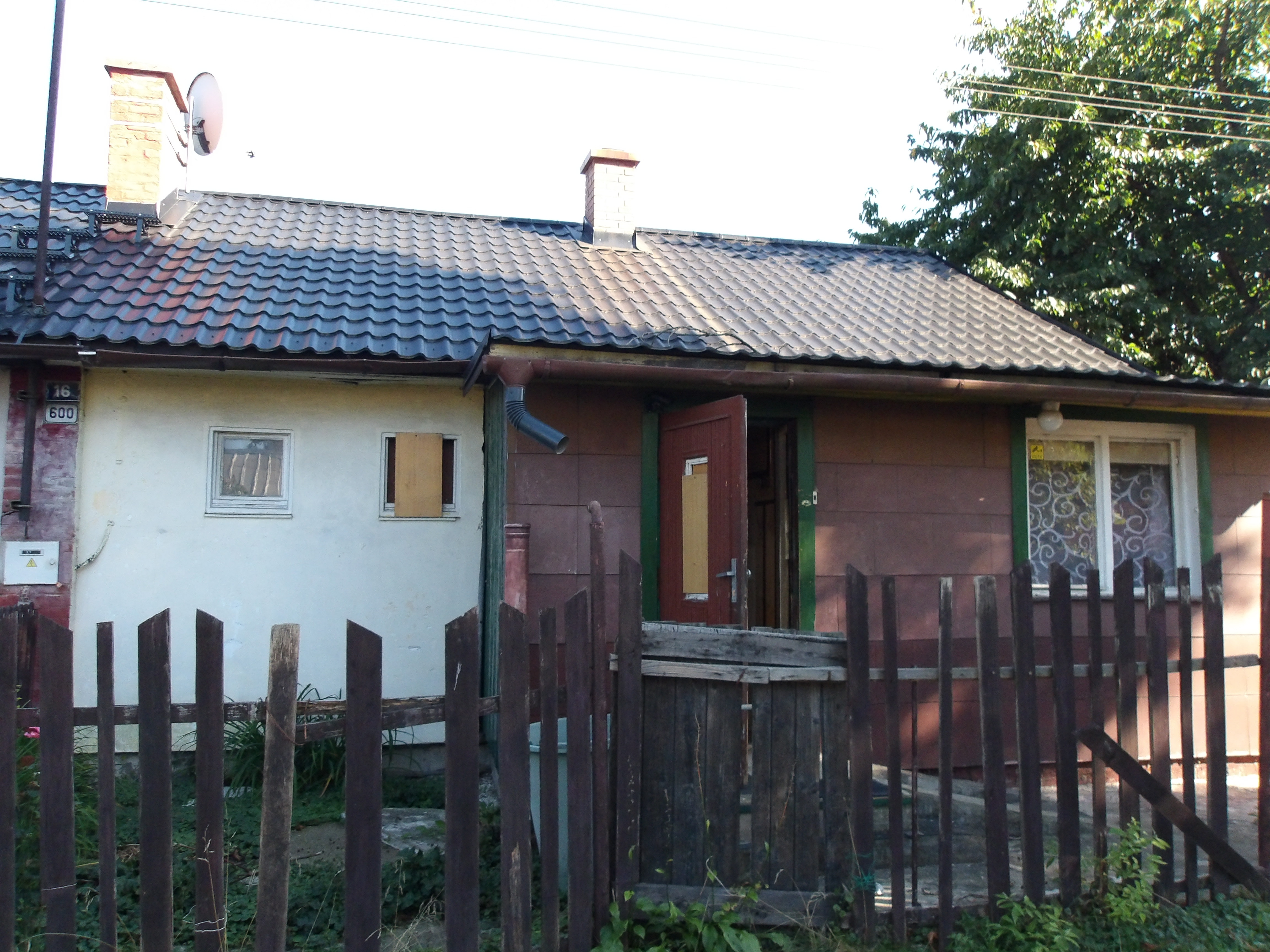 Spoluvlastnický podíl na rodinném domě č.p. 600 a