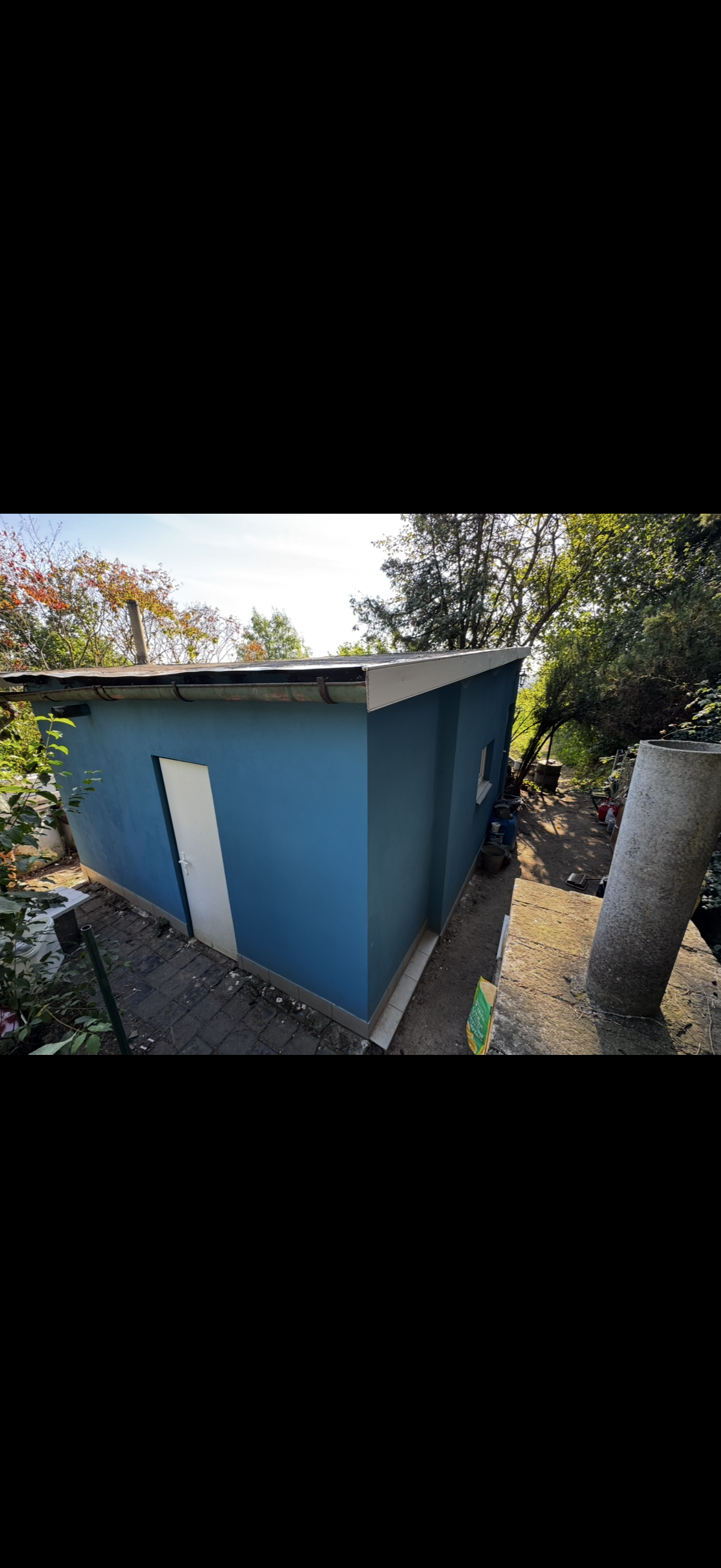 id. 1/2 objektu - zem. stavba v k.ú. Komín, okres