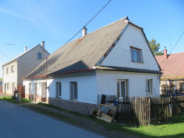 Rodinný dům o velikosti 358m2, Dvorce u Bruntálu