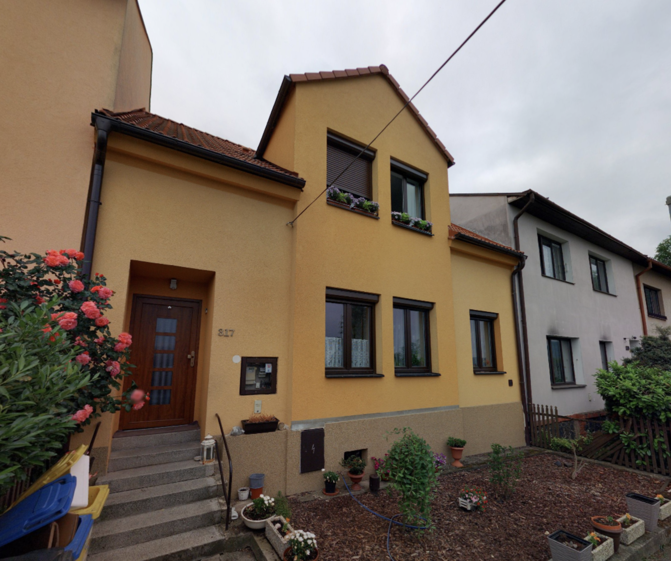 Rodinný dům se samostatnou garáží , Trmice